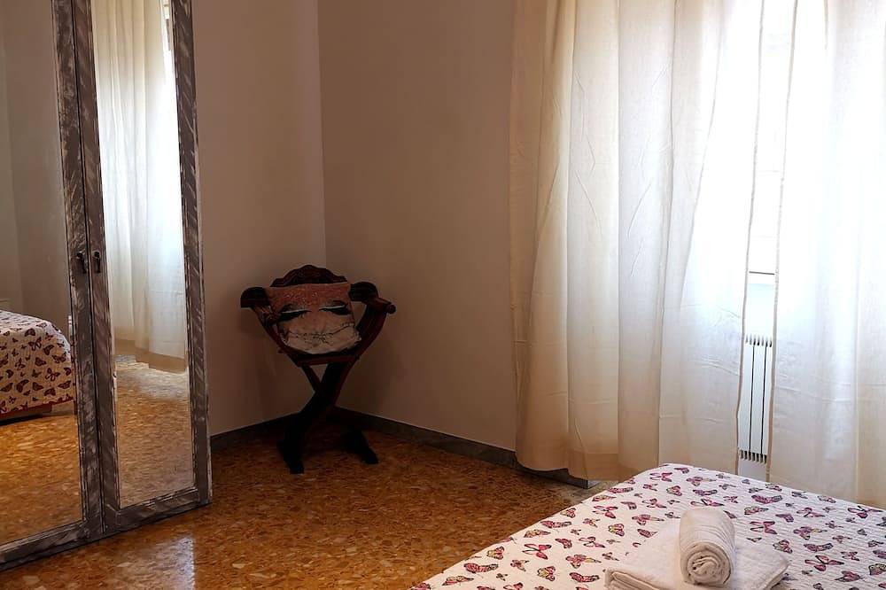 Hel lejlighed, Sara's Apartment in Rom, Rom Provinsen