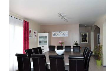 Cottage pour 16 personnes, avec jardin et terrasse à Marsaneix