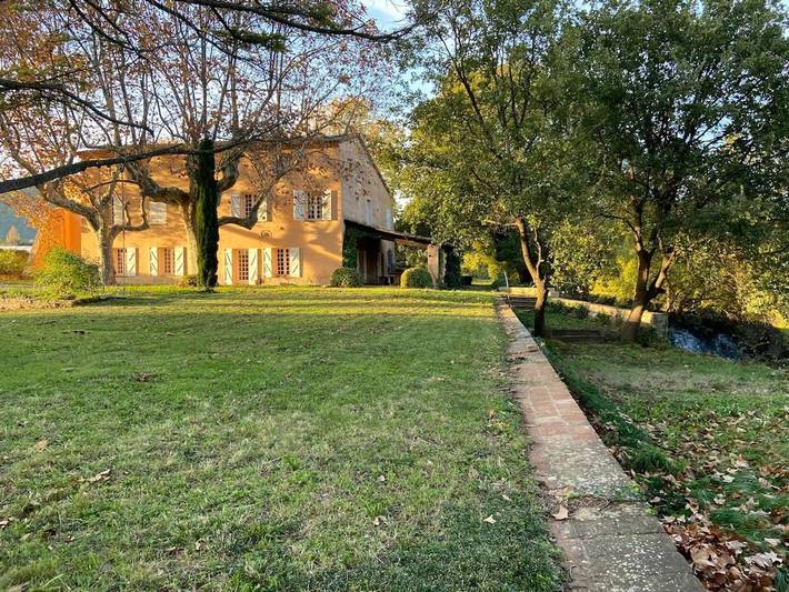 Villa pour 18 personnes, avec Terrasse et Jardin ainsi que Piscine et Vue