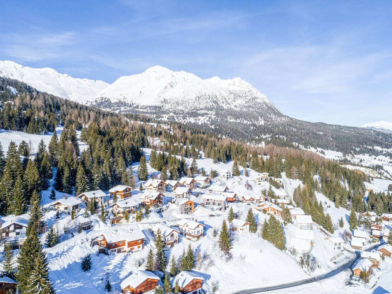 Ganze Wohnung, Tga Stgirat Dachgeschoss in Surses, Oberhalbsteiner Alpen