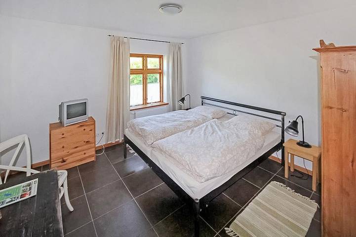 Ferienhaus für 16 Personen, mit Terrasse und Garten in Möllenhagen - 4