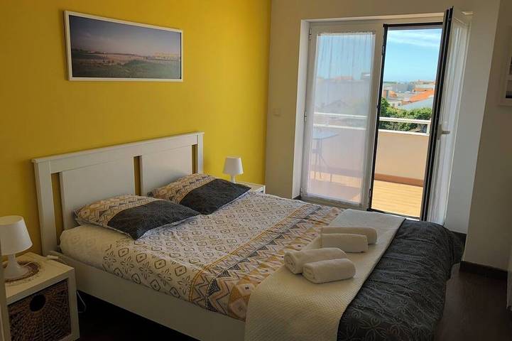 Apartamento entero, 3-Bedroom Apartment - Downtown Esposende with City View in Esposende, Parque Natural do Litoral Norte