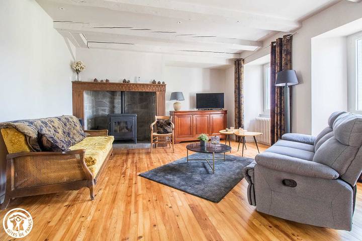 Gîte pour 6 personnes à Égliseneuve-d'Entraigues - 2