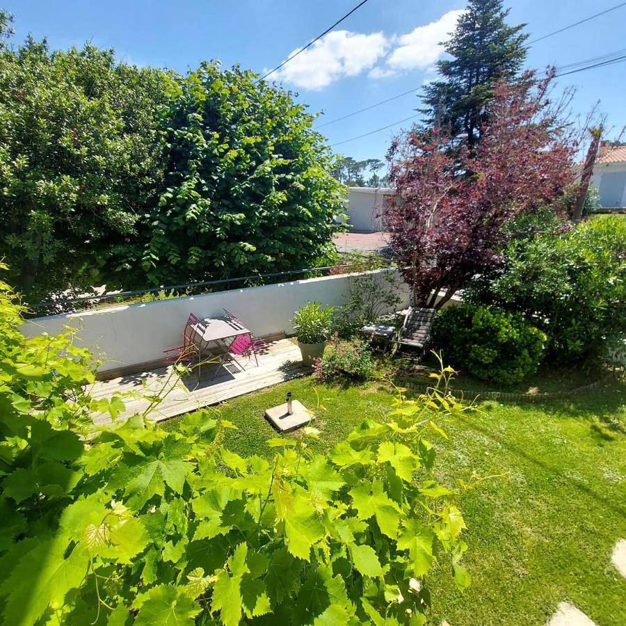 Two-Bedroom House in Saint-Palais-sur-Mer, Côte de Beauté