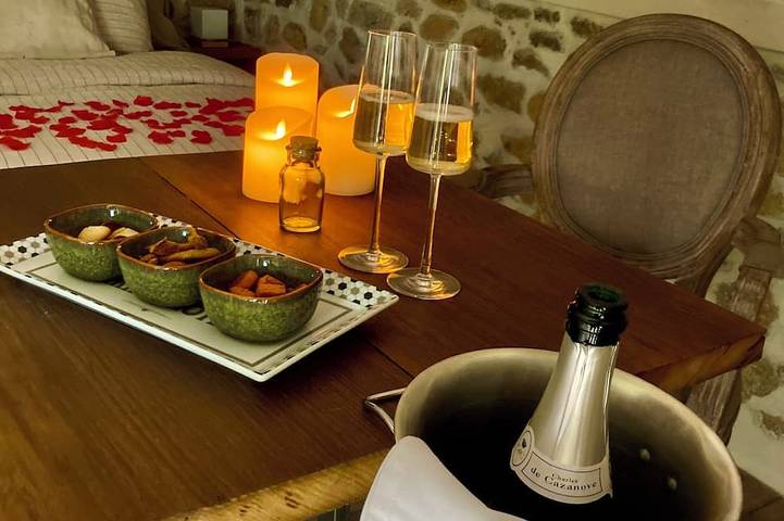 Location de vacances pour 2 personnes, avec jardin et jacuzzi à Asperjoc - 4