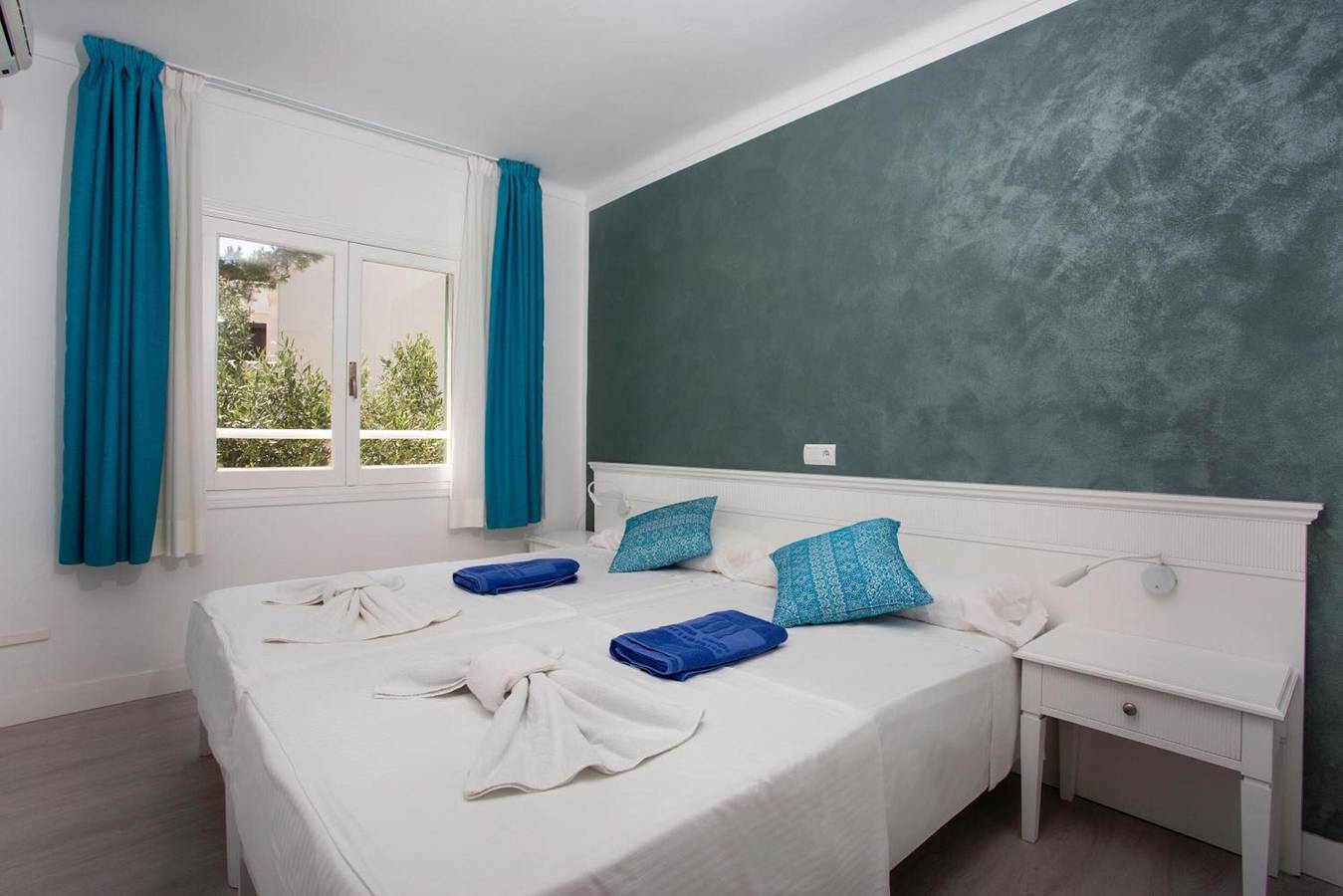 Appartement entier, Appartement « A 1 Chambre » avec piscine partagée, Wi-Fi et climatisation in Cala Serena, Felanitx