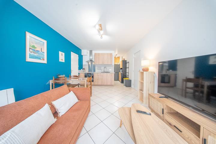 Entire apartment, Escale moderne au cœur du Pays Bigouden in Pont-l'Abbé, Quimper region