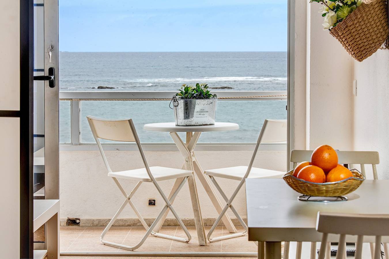 Appartement entier, Maison de vacances 'Appartement Frente al Mar 103' avec vue sur la mer, balcon et Wi-Fi. in Las Palmas de Gran Canaria Centre, Las Palmas de Gran Canaria