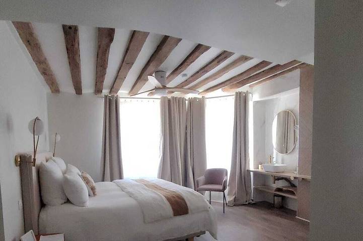 Chambre d’hôte pour 8 personnes à Sens - 2