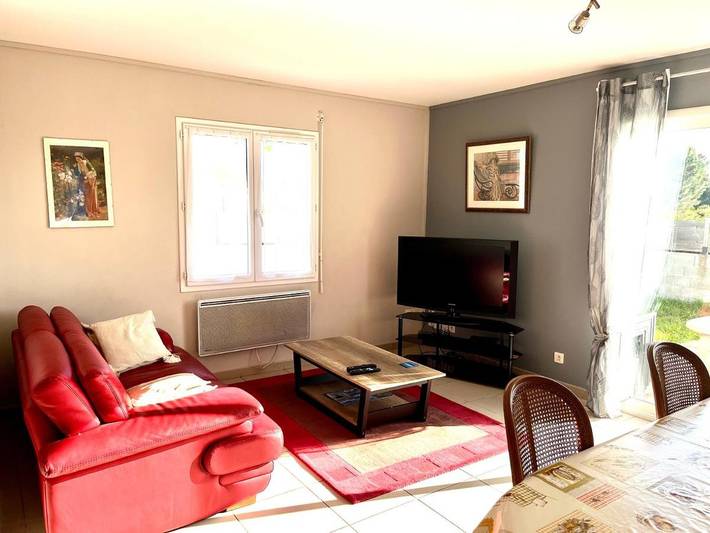 Location de vacances pour 7 personnes, avec jardin à Vairé - 4