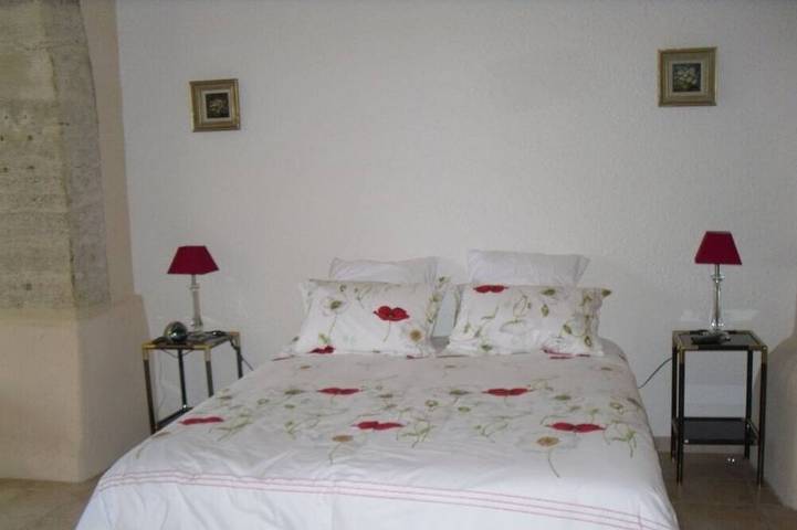 Gîte pour 2 personnes, avec piscine ainsi que jacuzzi et jardin à Alignan-du-Vent - 3