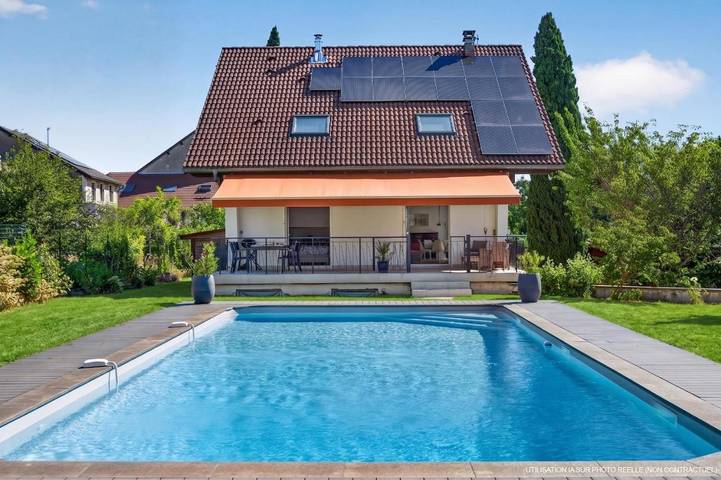 Appartement de vacances pour 4 personnes, avec Balcon et Terrasse ainsi que Jardin et Piscine
