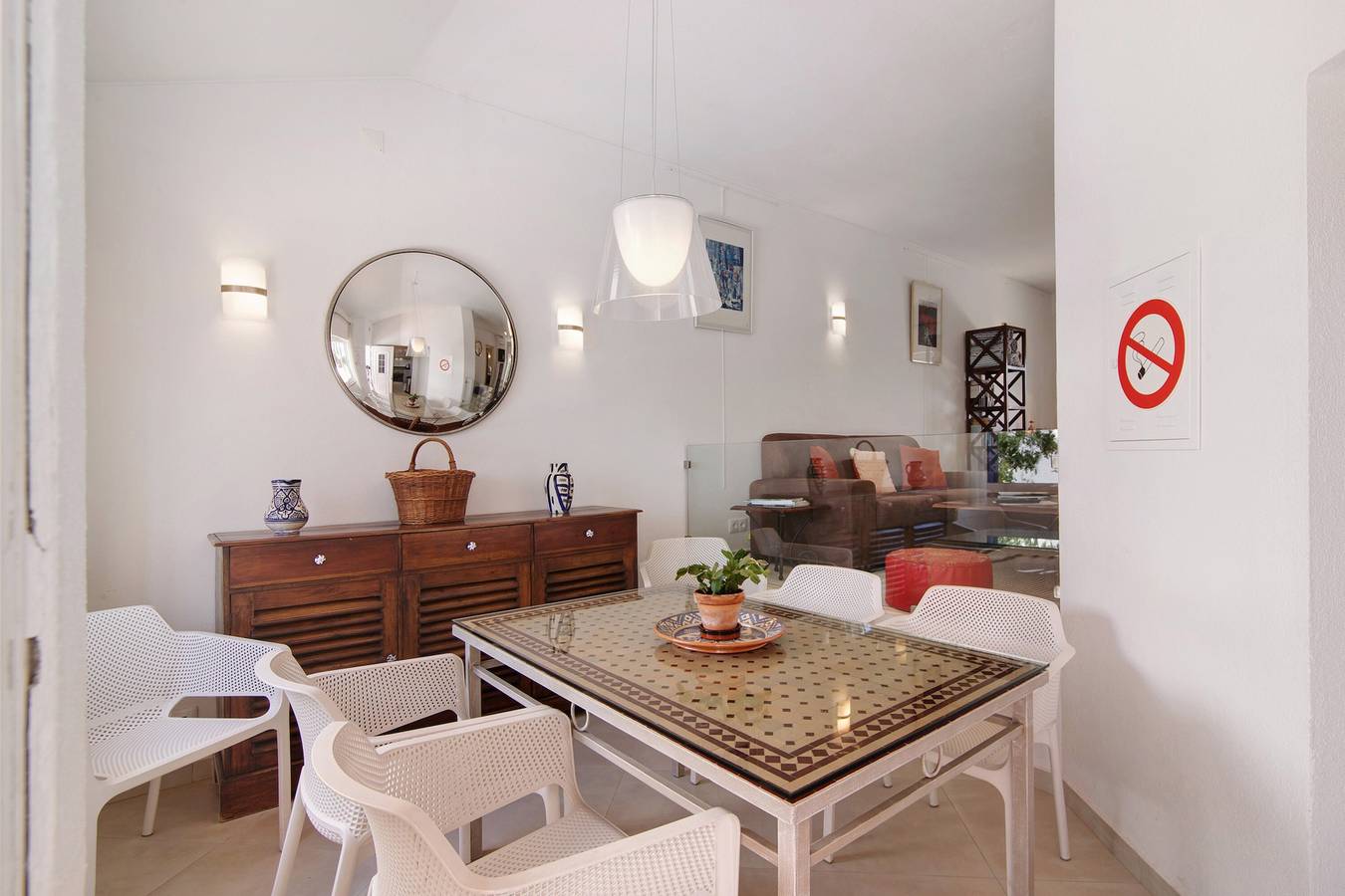 Casa de vacaciones 'Townhouse Ramas' con vistas al mar, Wi-Fi y aire acondicionado in Vale do Lobo, Almancil