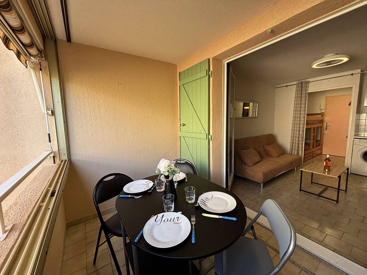 Ganze Wohnung, Studio-Kabine, Parkplatz, Loggia, freier Blick - 4 Pers. in Bandol, Mittelmeerküste (Frankreich)