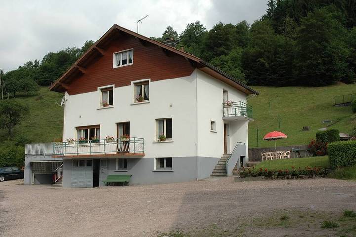 Appartement de vacances pour 6 personnes, avec balcon et jardin