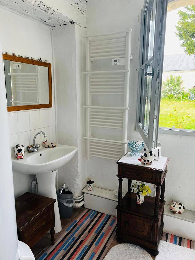 Appartement de vacances entier, Double Room with Garden View in Allonnes, Vallée de la Loire