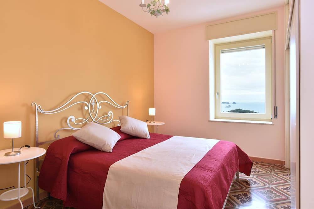 Hel leilighet, Mareluna Hjem (mellom havet og stjernene ....) in Nerano, Provinsen Napoli