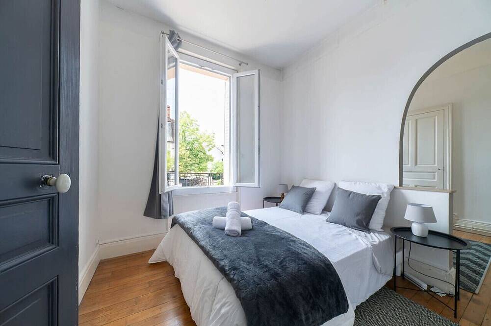 Entire apartment, Le rue Neuve - 20 rue Samuel Paty - Vichy in Vichy, Vichy region