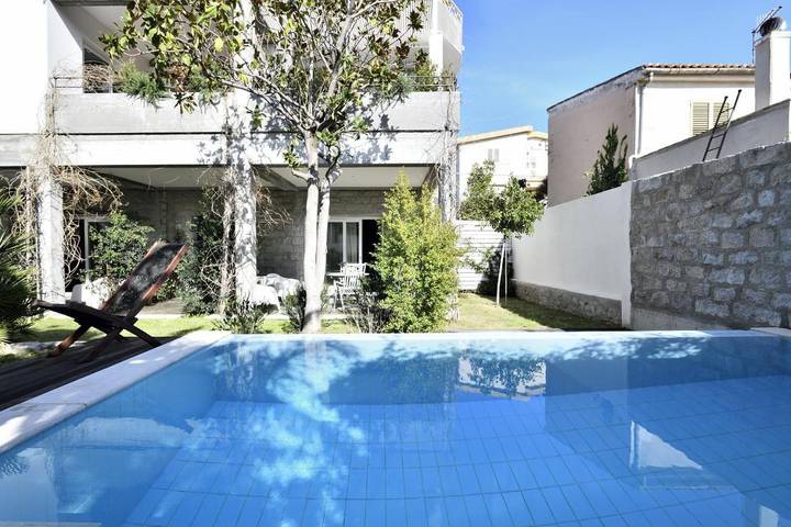 Ferienwohnung für 4 Personen, mit Garten und Pool