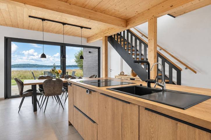 Ferienhaus für 8 Personen, mit Balkon und Terrasse sowie Garten und Sauna in Bergen auf Rügen - 3