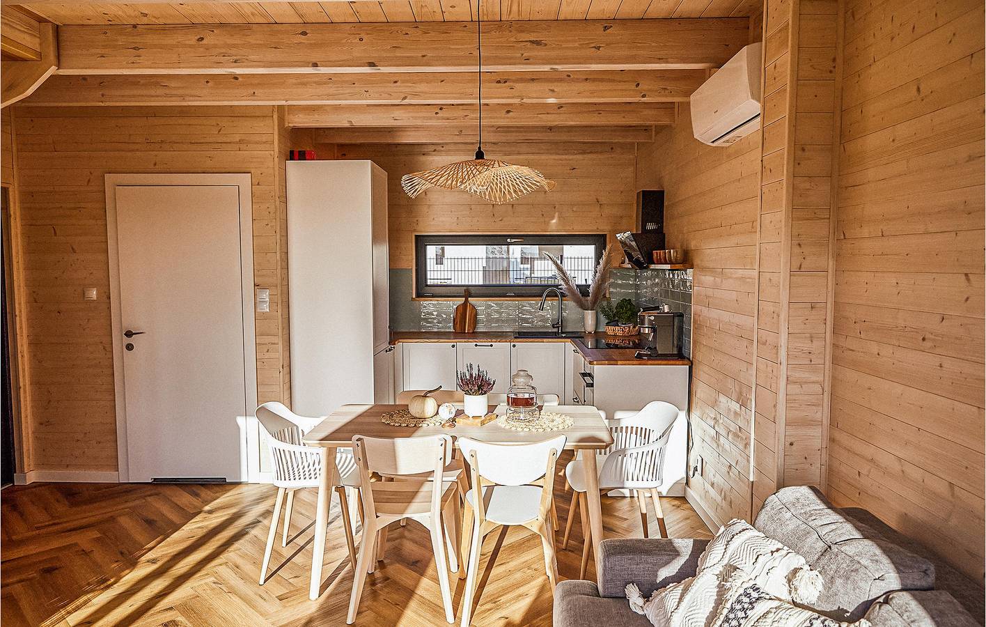 Ferienhaus für 7 Personen mit Terrasse in Trzęsacz, Powiat gryficki