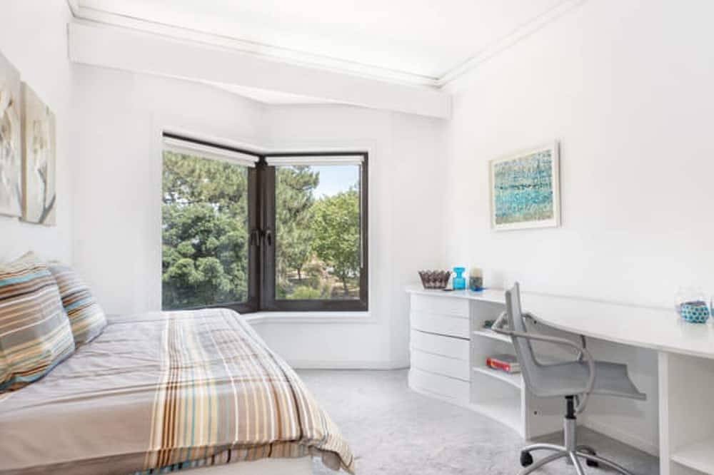 Ganze Wohnung, Large flat w/ Sea view + Car Parking - Flowerstreet54 Flats in Matosinhos, Matosinhos e Leça da Palmeira