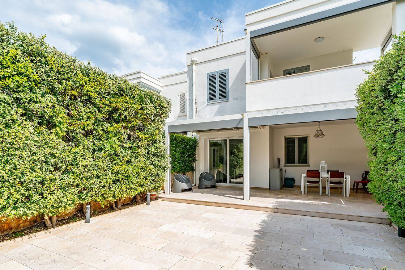 Villa Sabina by Rentbeat in Torre Santa Sabina, Carovigno