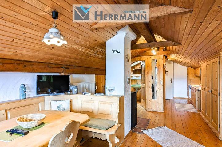 Ferienwohnung für 2 Personen, mit Balkon und Ausblick in Hopferau