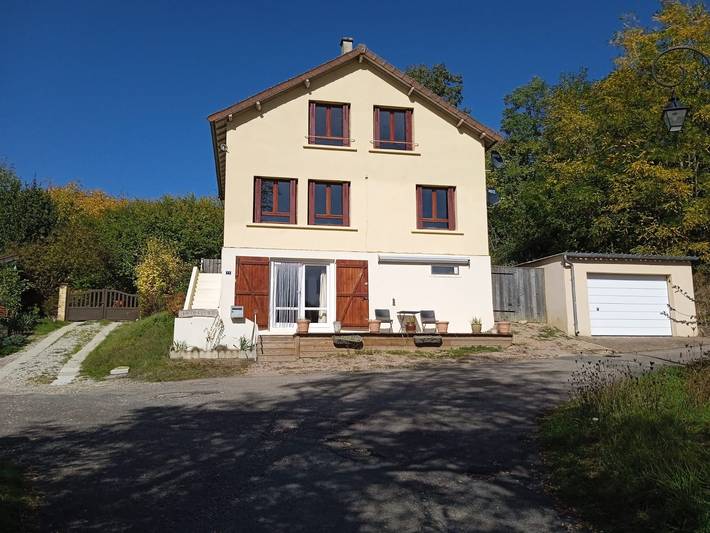Gîte pour 7 personnes, avec piscine, animaux acceptés à Château-sur-Allier