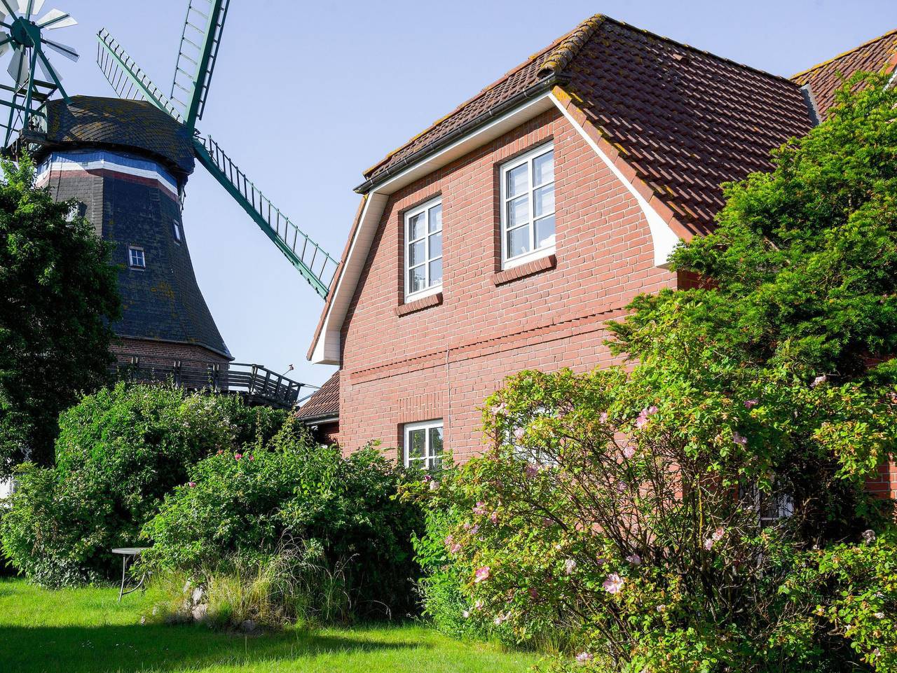 Ganze Ferienwohnung, Nordstrandblue Ferienwohnungen - Himmelreich - Helle & moderne Ferienwohnung am Meer in Nordstrand (Gemeinde), Nordstrand