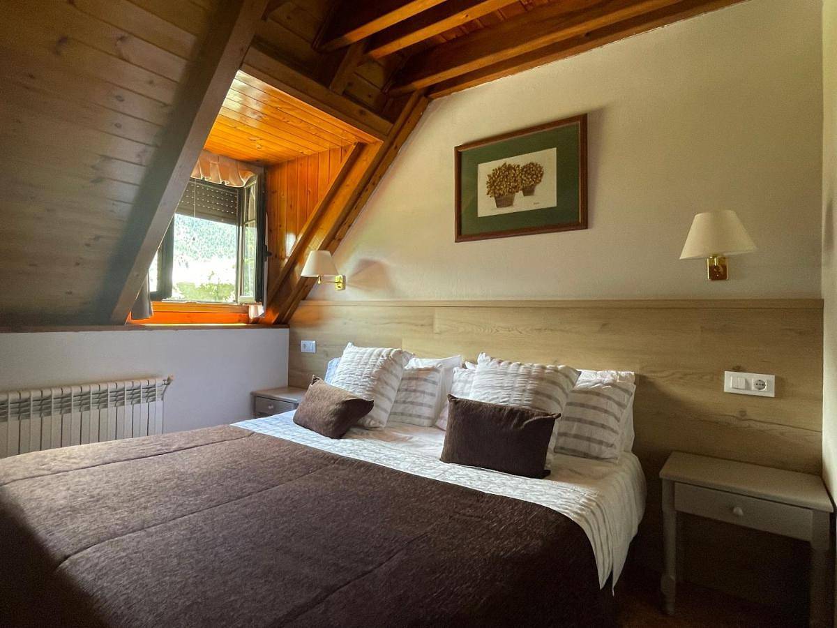 Standard Single Room in Naut Aran, Baqueira Beret