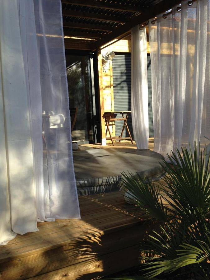 Chambre d’hôte pour 2 personnes, avec jardin ainsi que terrasse et jacuzzi, animaux acceptés en Gironde - 4