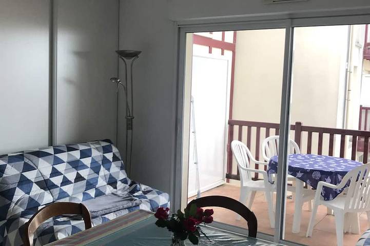Appartement entier, Appartement T2 face port in Ciboure, Région de Bayonne