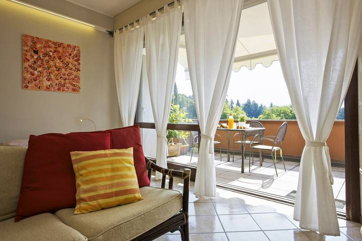 Ferienwohnung für 3 Personen, mit Pool und Ausblick sowie Balkon und Seeblick, mit Haustier im Piemont - 4