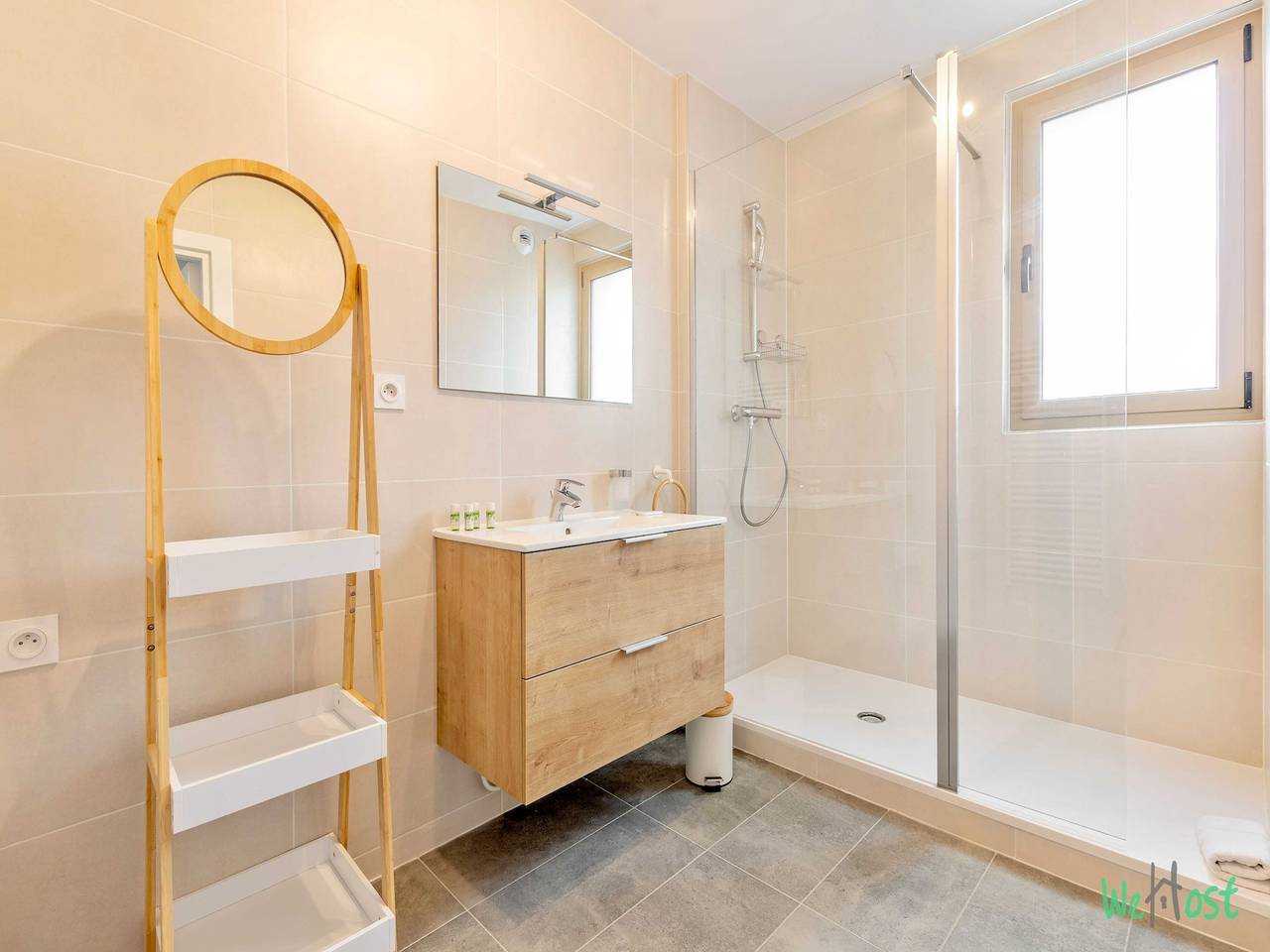 Apartamento entero, Modern Apt with Balcony -6P-Proche Disney/Paris in Champigny-sur-Marne, Valle del Marne