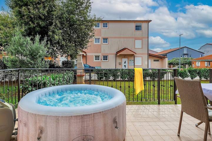 Ferienwohnung für 6 Personen, mit Garten und Whirlpool, mit Haustier - 1
