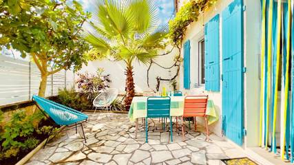 Gîte pour 4 personnes, avec terrasse et vue à Saint-Fort-sur-Gironde