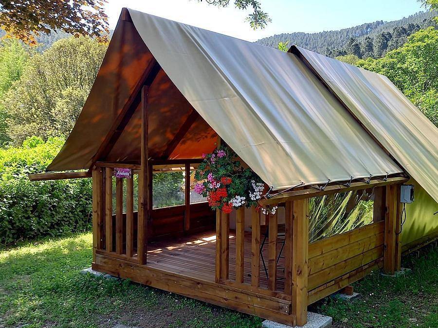 Camping Canal de Berry - Lodge 2 personnes - Bivouac in Saint-Amand-Montrond