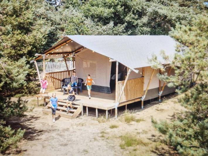 Tente pour 4 personnes, animaux acceptés en Ardèche - 2
