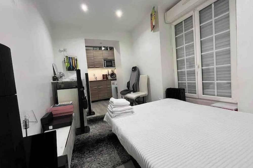 Appartement entier, Beau studio tout confort in Saint-Mandé, Val-de-Marne