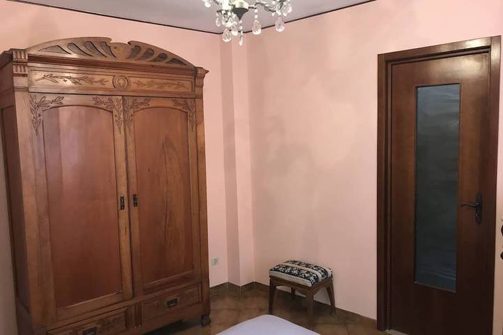Appartement entier, Bed and Roses \"gege\" in La Morra, Langhe