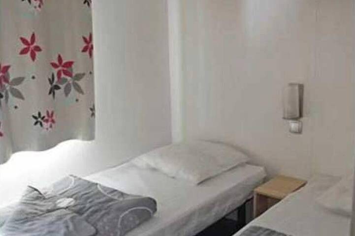 Mobil home pour 4 personnes à Argenton-les-Vallées - 2