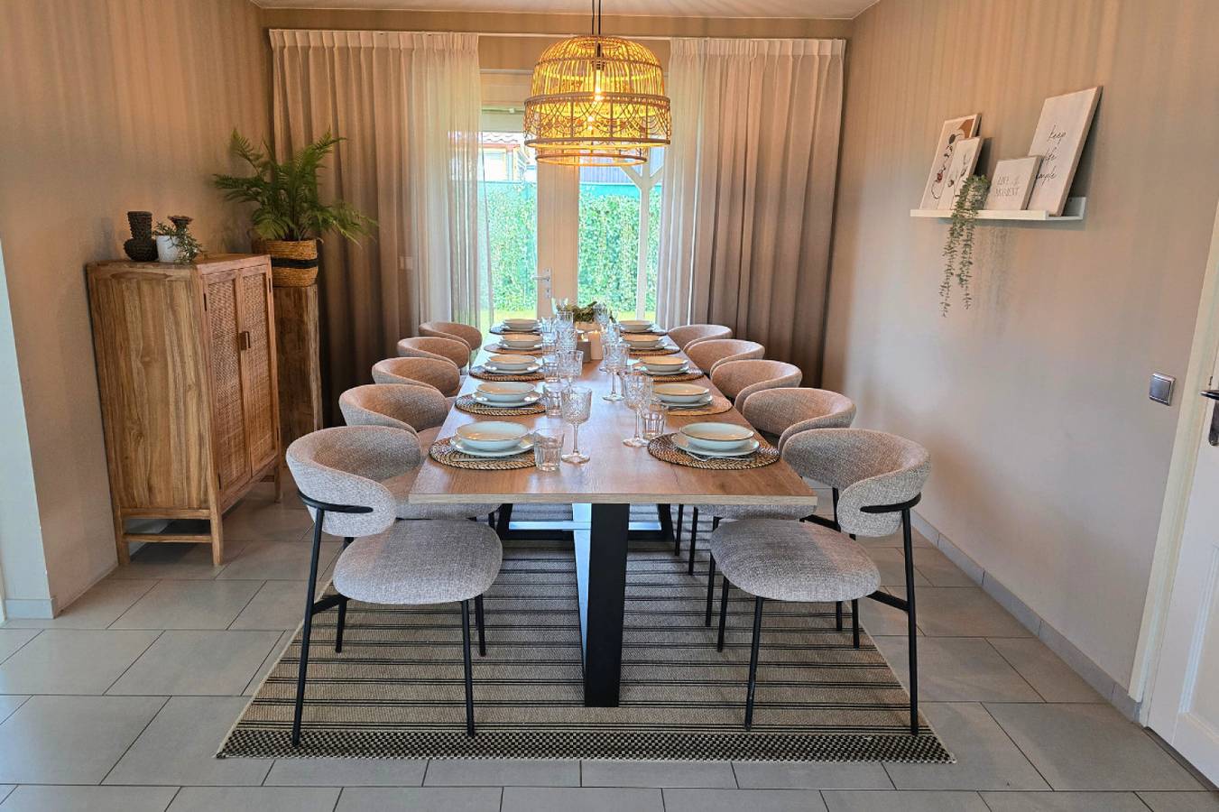 Moderne Wellnessvilla für 6 Personen mit Hottub und Sauna im ruhigen Park Nähe Maastricht in Meerssen, Limburg (Niederlande)