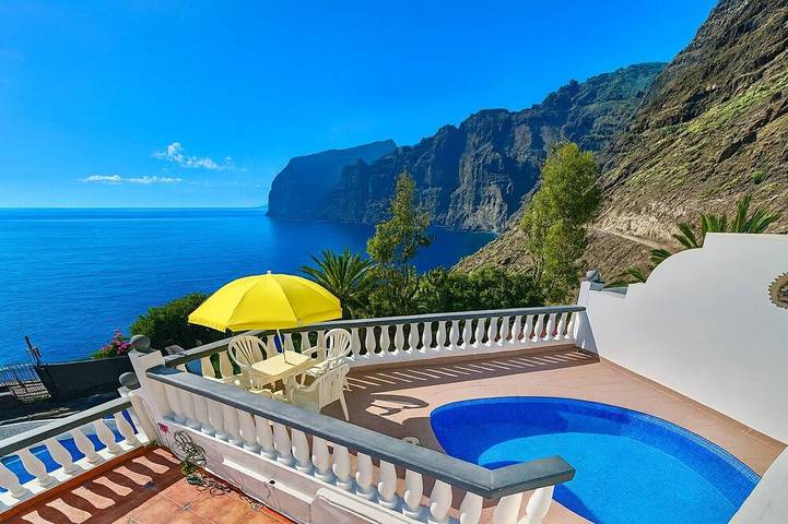 Villa voor 6 personen, met tuin in Acantilados de los Gigantes