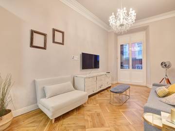 Apartamento para 8 Personas en Pamplona, Provincia de Navarra, Foto 1