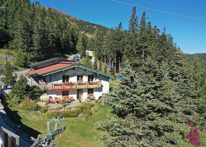 Villa für 10 Personen, mit Sauna und Ausblick sowie Garten, mit Haustier