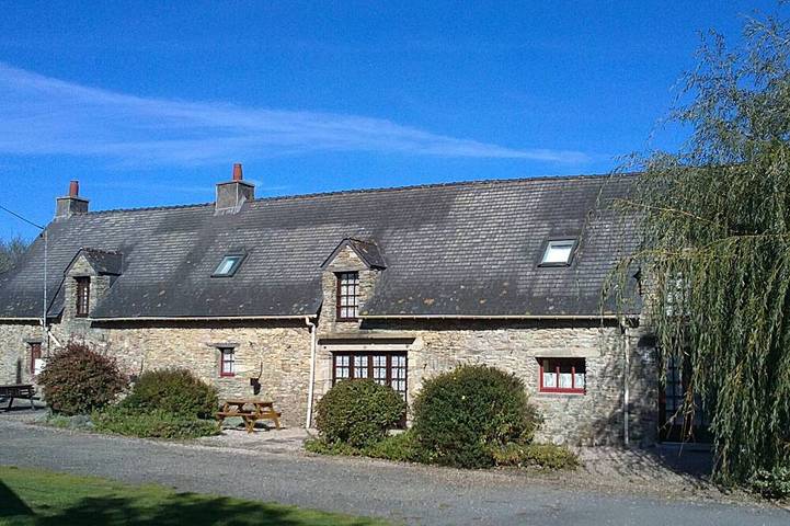 Location de vacances pour 7 personnes, avec jardin et terrasse à Marzan - 4