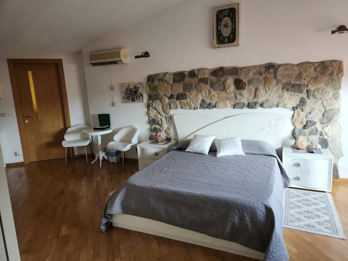 Casa vacanza per 3 persone, con Terrazza e Giardino nonché Panorama a Spilimbergo