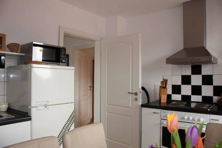 Ferienwohnung für 4 Personen, mit Ausblick und Terrasse sowie Garten in Tating - 4