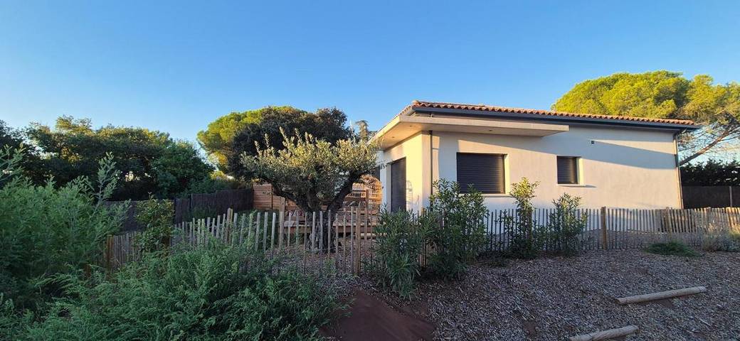 Gîte pour 4 personnes, avec jardin et jacuzzi à Servian - 3